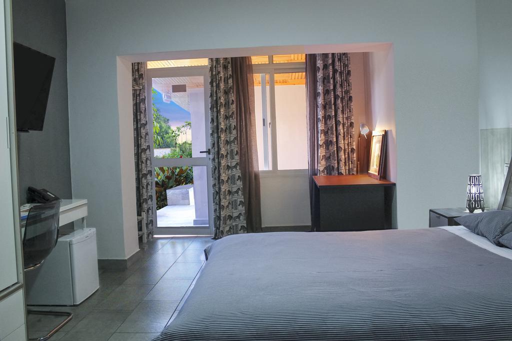 5 Swiss Hotel Кигали Экстерьер фото