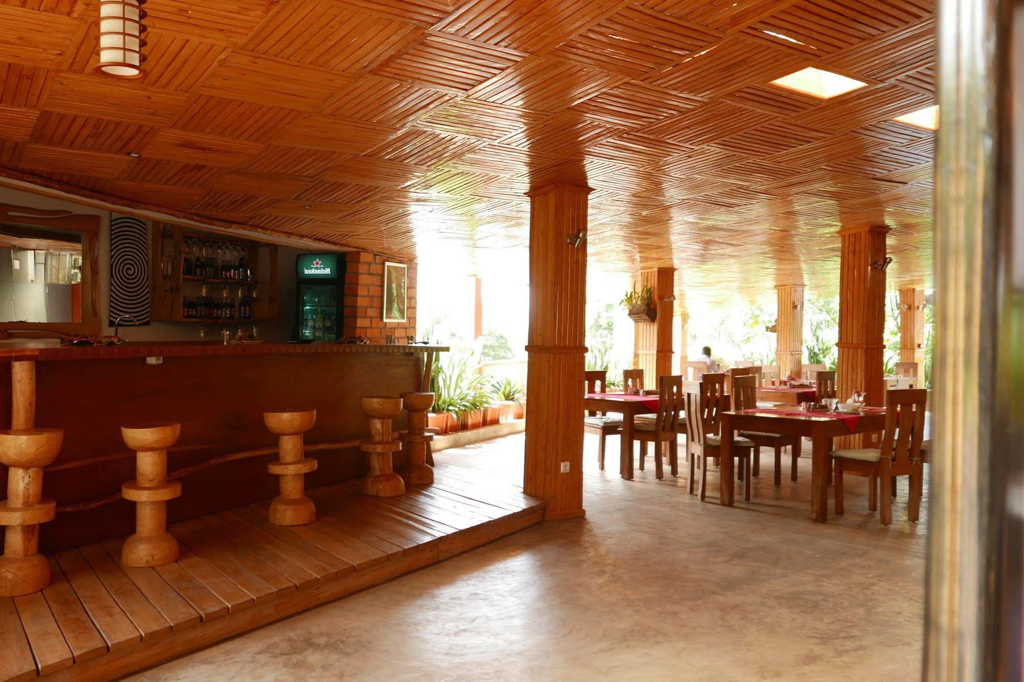5 Swiss Hotel Кигали Экстерьер фото